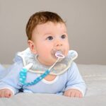 YOOFOSS Schnullerkette 6er Pack Baumwolle Baby Schnullerband Nuckelketten Junge Mädchen Schnullerketten für Schnur mit Clips Tupfen – Bild 2
