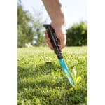Gardena Unkrautstecher Ideales Gartenwerkzeug zum effektiven Entfernen von Unkraut, mit ergonomischem Griff, aus Qualitätsstahl, korrosionsgeschützt – Bild 2