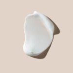 AHAVA Totes Meer Wasser Mineral Handcreme - Feuchtigkeitscreme für Trockene, Rissige Hände, Zieht Schnell, Mit Osmoter-Mischung, Glättendem Hamamelis und Allantoin – Bild 3