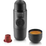 WACACO Minipresso , Tragbare Espressomaschine, Kompatibel mit NS-Kapseln (Original von Nespresso und kompatible Produkte), Reisekaffeemaschine, Manuell Betätigt, perfekt für Wandern