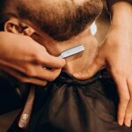 Cambridge Cutthroat® Rasier-Set – Professioneller Friseur-Rasierer aus Hartholz