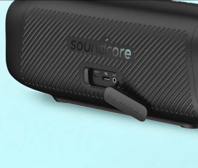 Smart verbunden Spiele Audio bequem gleichzeitig über AUX und Bluetooth ab.
