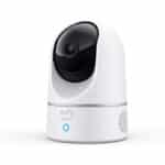 eufy Security Indoor Cam E220 - 2K WLAN Überwachung, Schwenkbar, Nachtsicht, Personen- & Tiererkennung, HomeBase 3